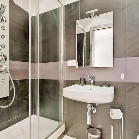 Via Veneto 333 Modern Free Parking